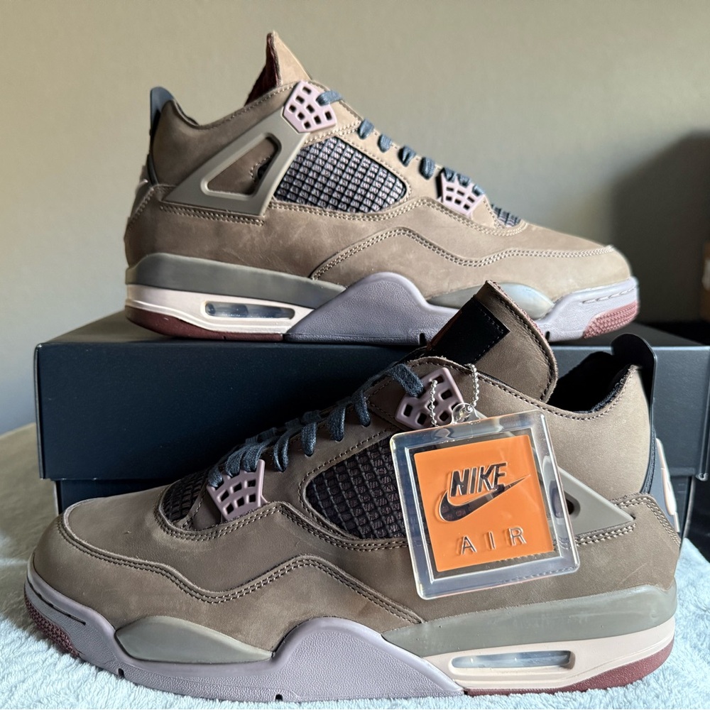 Men’s Size 12 - A Ma Maniére x Air Jordan 4 Retro Dark Mocha